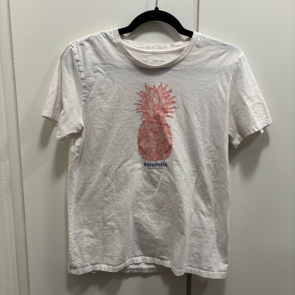 Patagonia Sz Small Pataloha Hawaii Pineapple White Short Sleeve T-Shirt